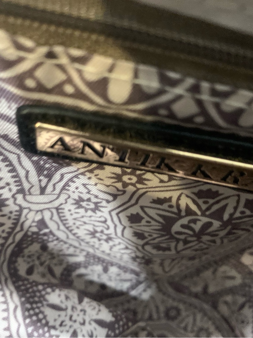 Antikkrat Kairi Satchel - Picture 10 of 11